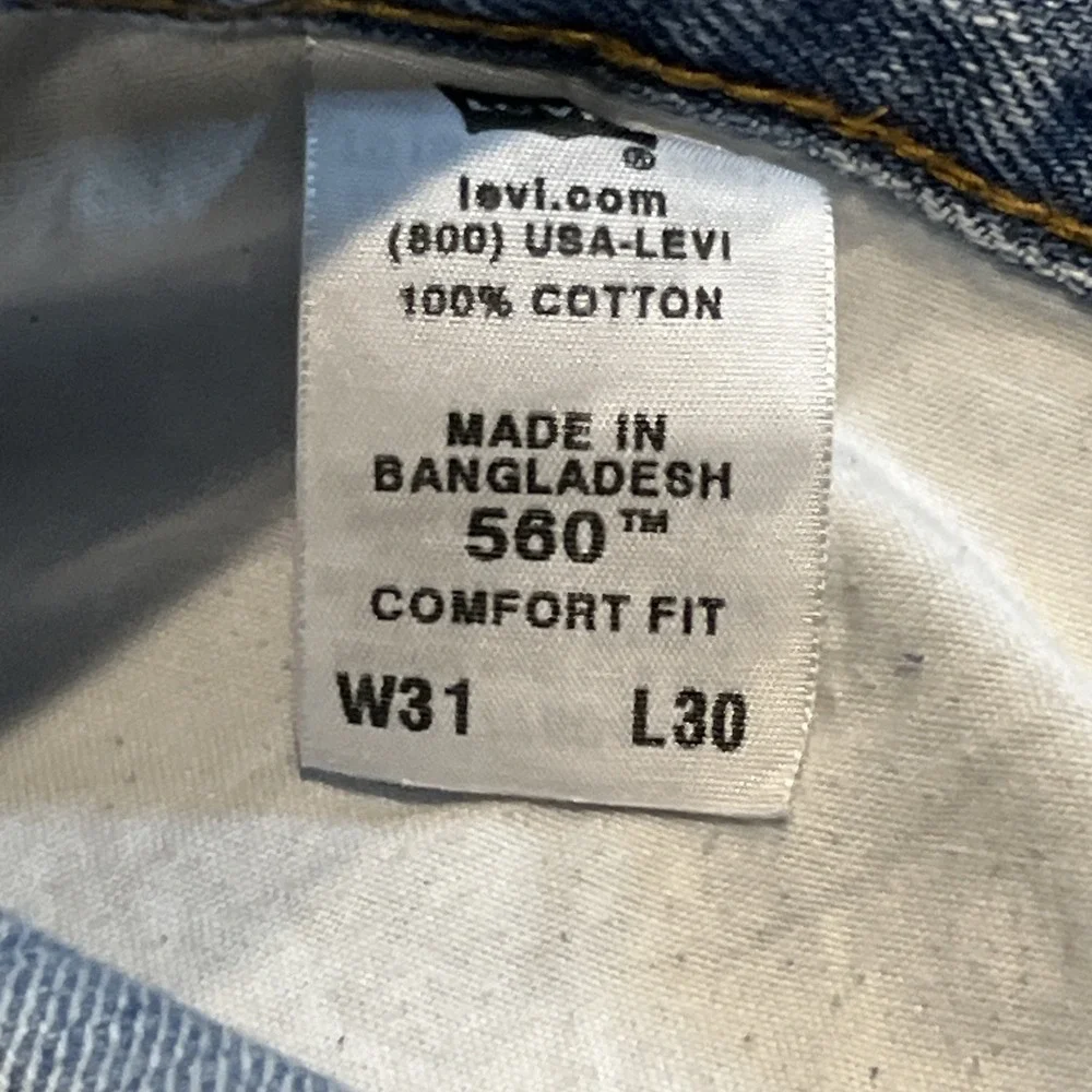 Y2K Levis‎ 560 Jeans Mens Fit 31x30 Blue Light Wash Relaxed 08-2009